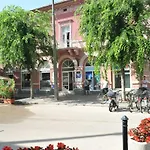 Piros Arany Panzio