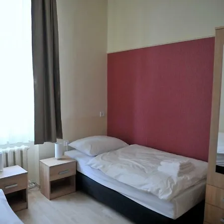 Guest house Piros Arany Panzio *