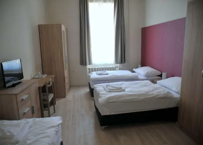 Guest house Piros Arany Panzio