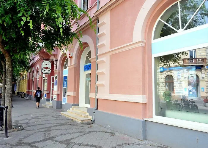 Piros Arany Panzio